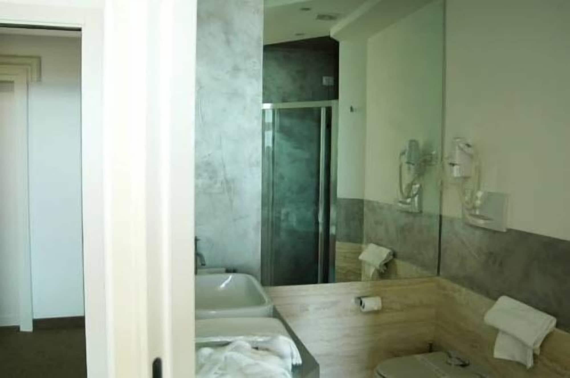 Hotel Excelsior Vasto Kültér fotó