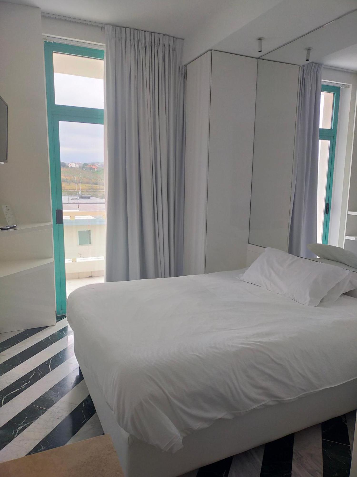Hotel Excelsior Vasto Kültér fotó