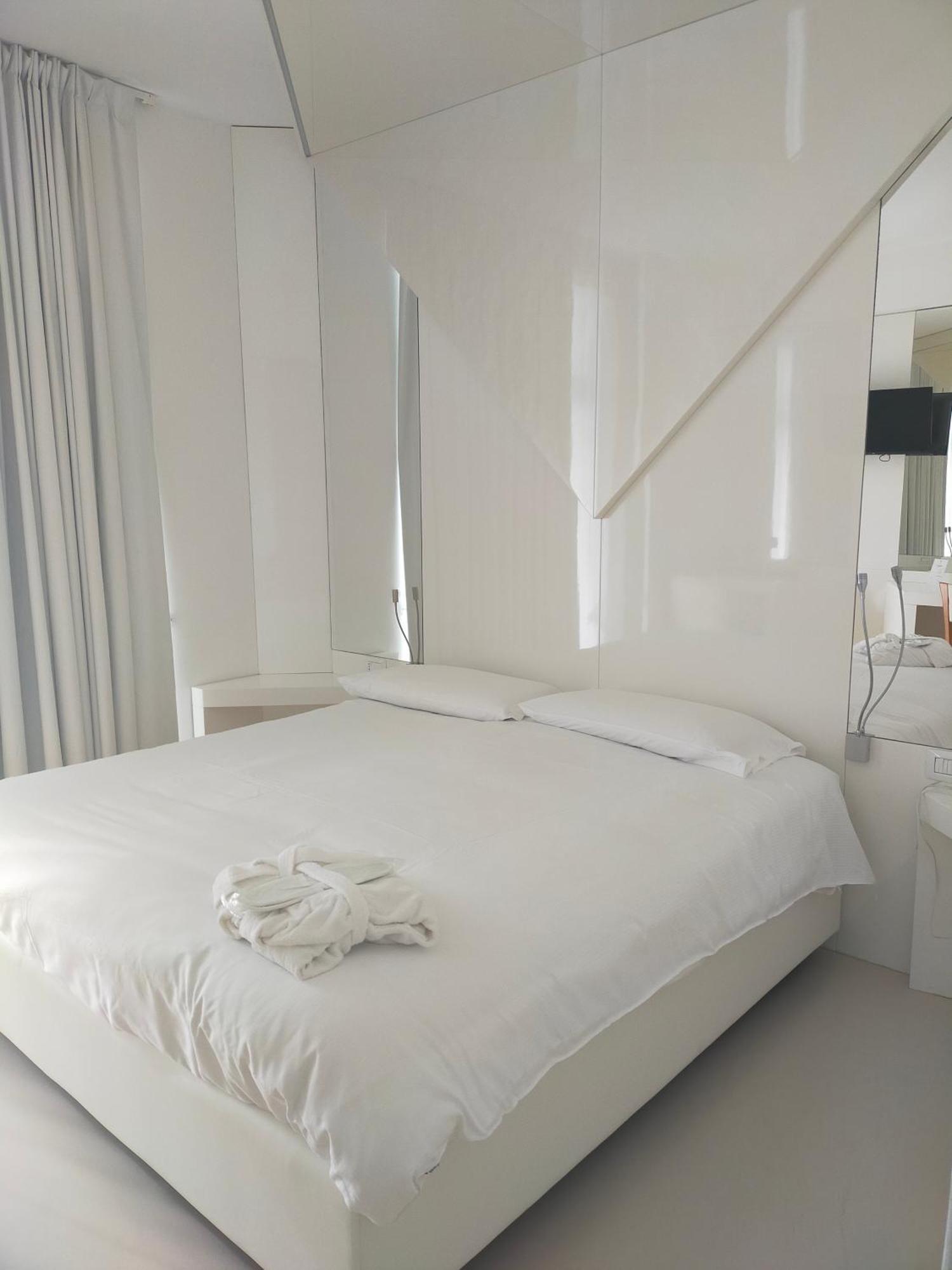 Hotel Excelsior Vasto Kültér fotó