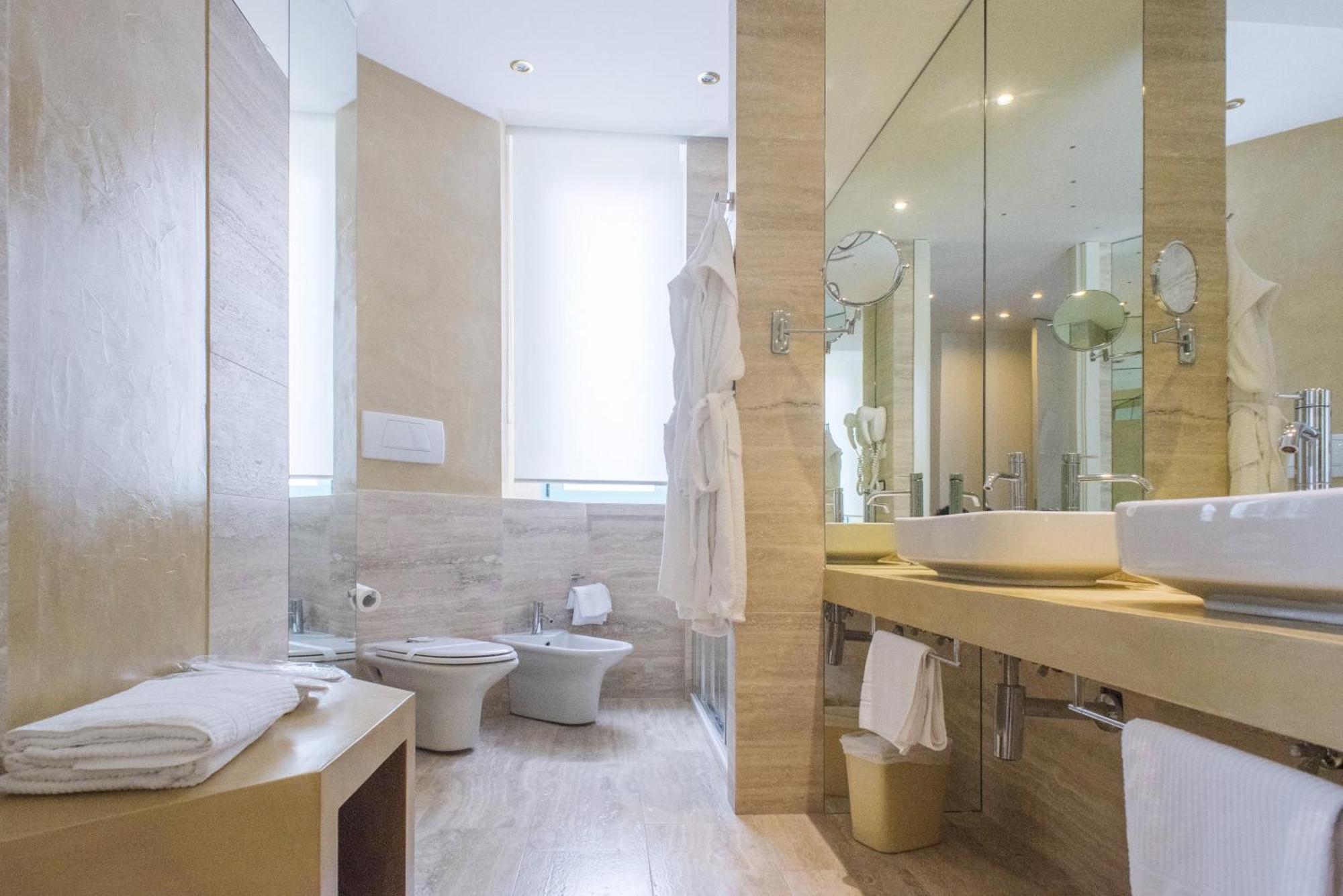 Hotel Excelsior Vasto Kültér fotó